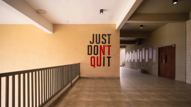 Top 10 Alternatives To CAT Exam: Career Options That Do Not Require CAT Scores