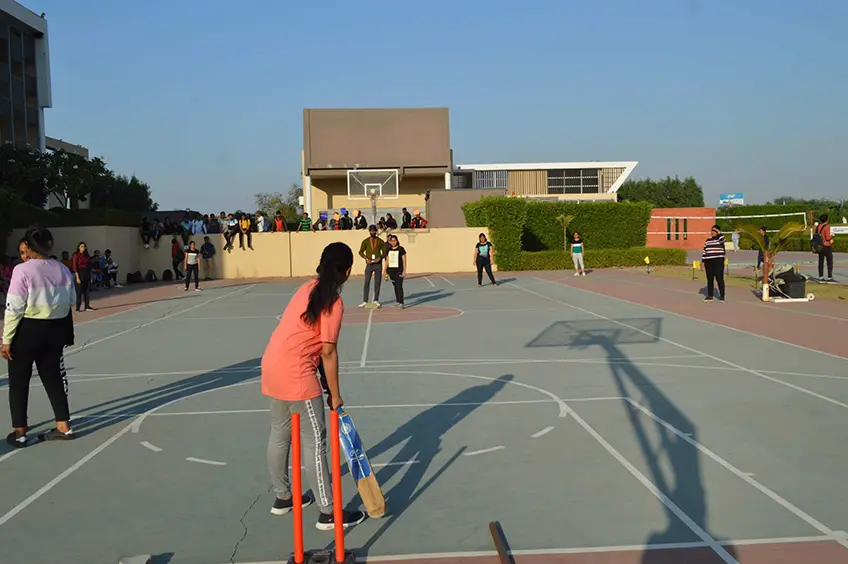 girls cricket tournament image from narayana business school